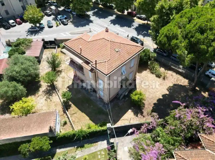 Villa in vendita a Massa