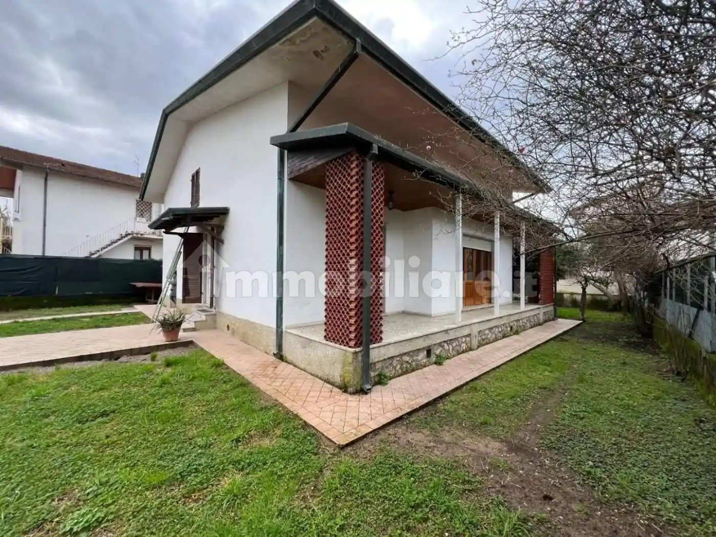 Villa in vendita a Massa