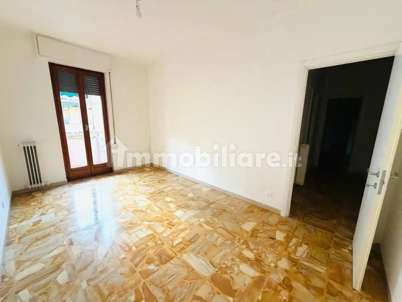 Appartamento in vendita a Massa
