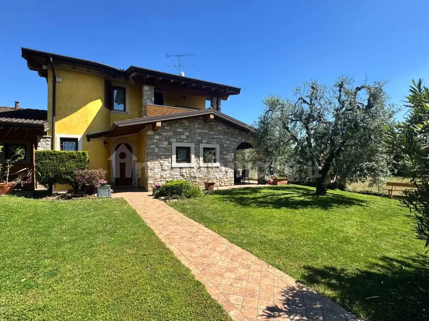 Villa in vendita a Calvagese della Riviera