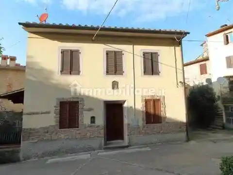 Villa in vendita a Capolona