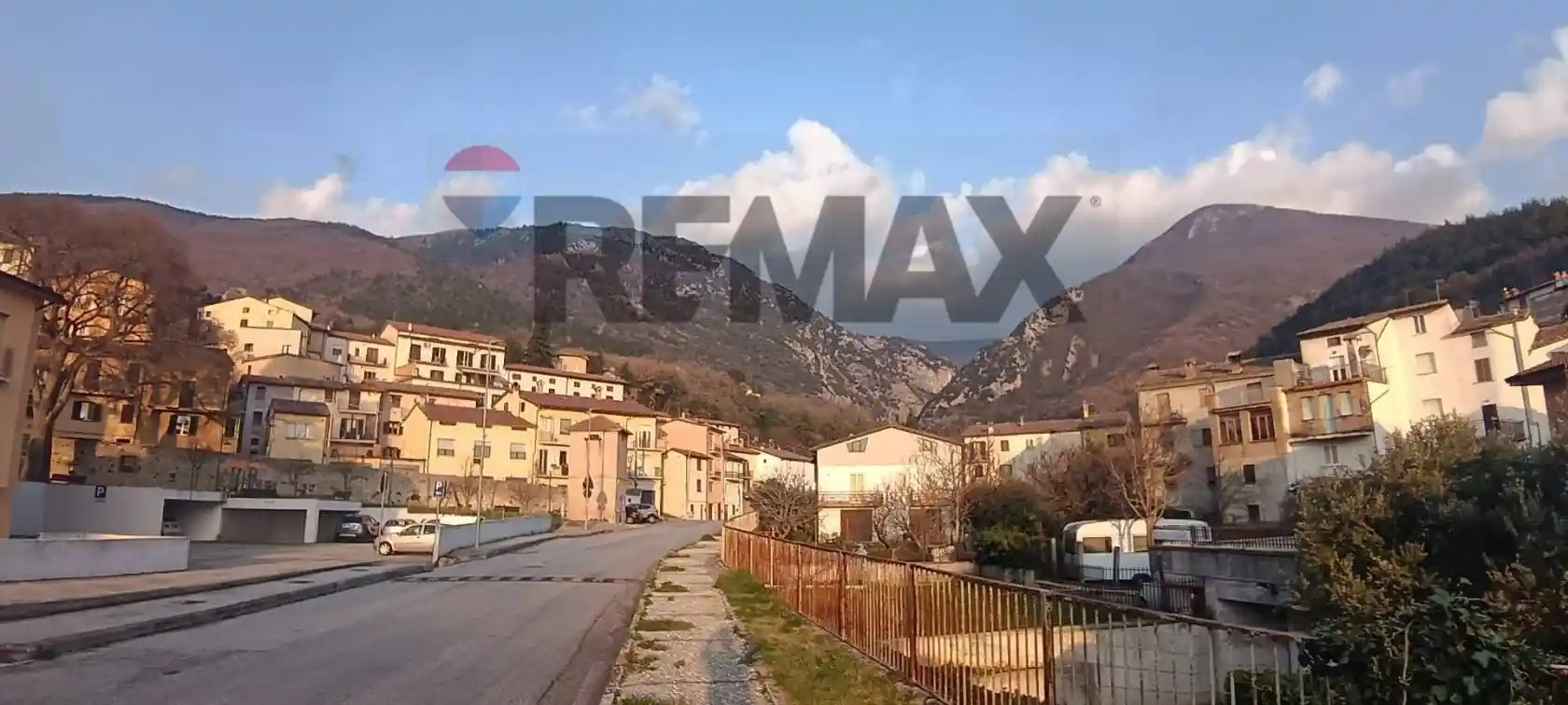 Casa indipendente in vendita a Gualdo Tadino