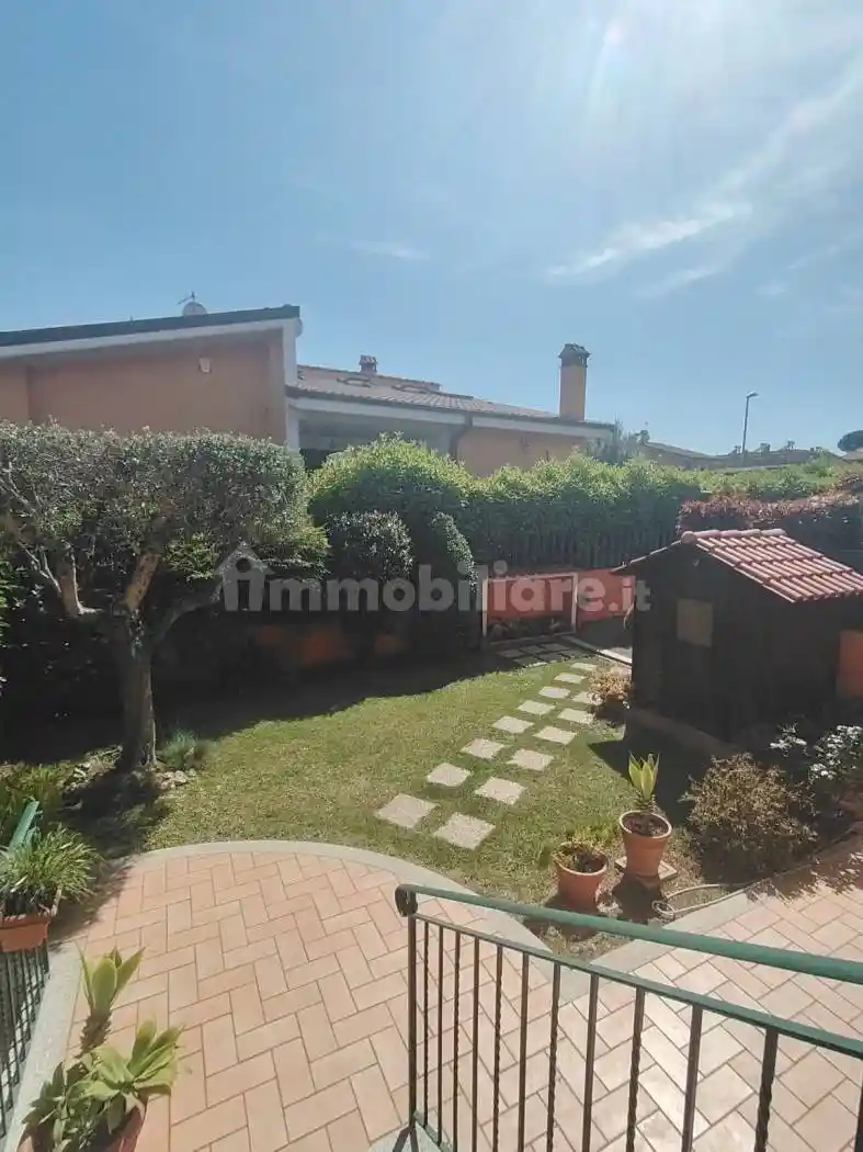 Villetta a schiera in vendita a Roma