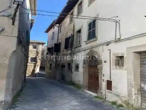 Appartamento in vendita a Castel del Piano
