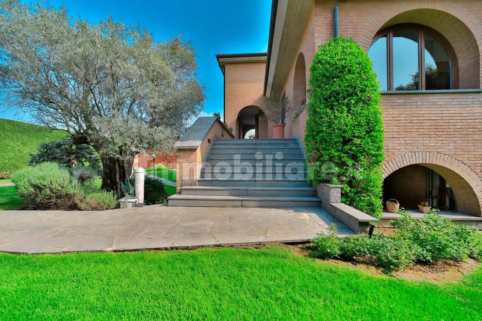 Villa in vendita a Bernareggio