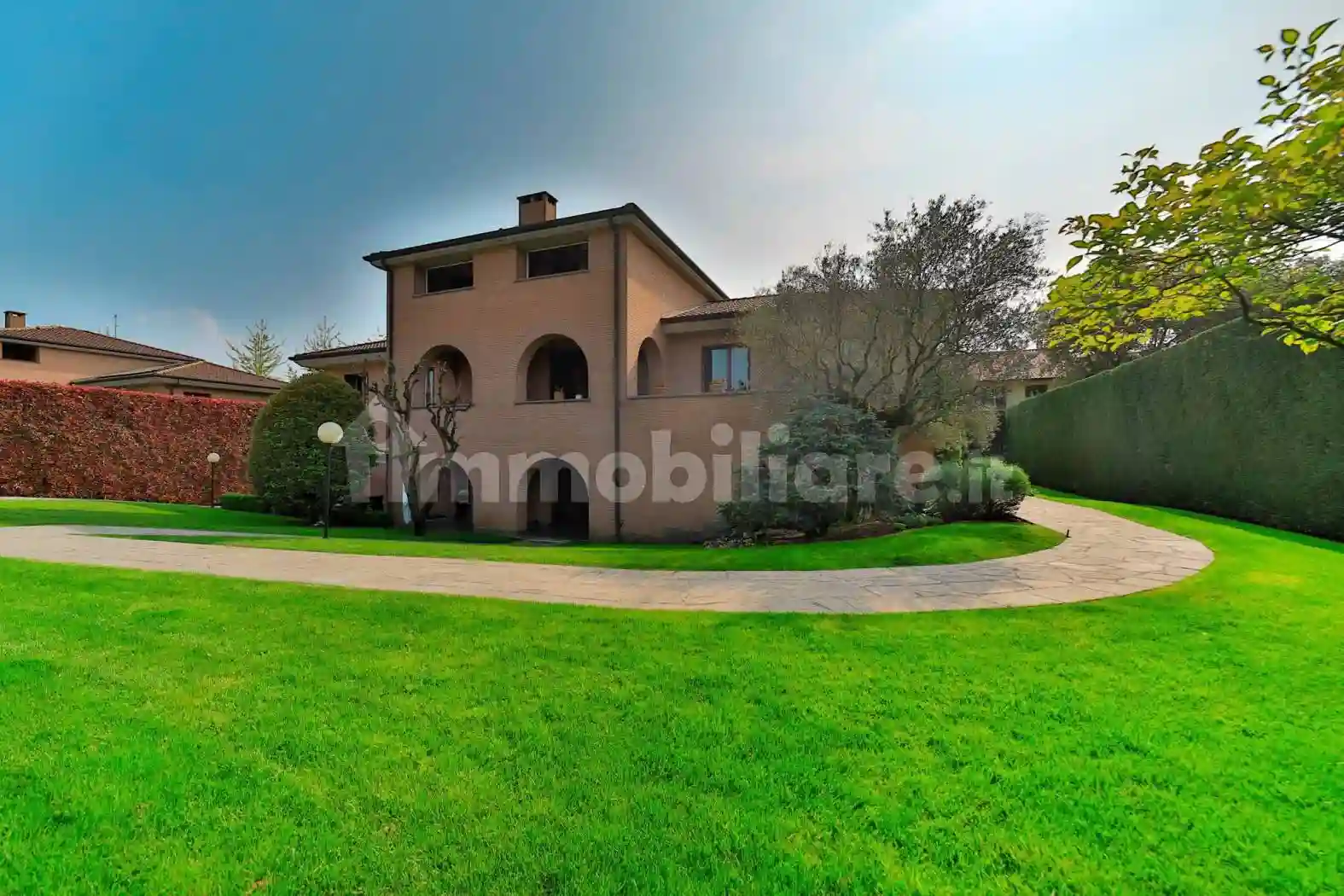Villa - foto 2