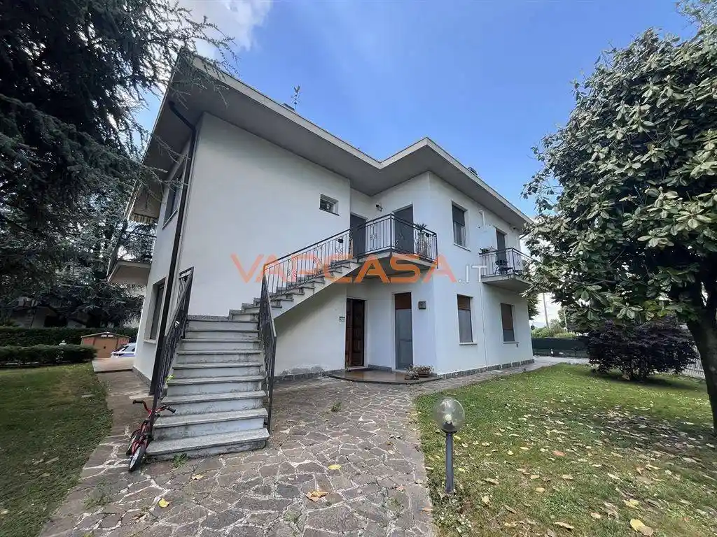 Appartamento in vendita a Urgnano