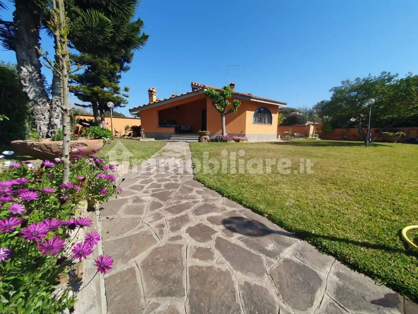 Villa in affitto a Fiumicino