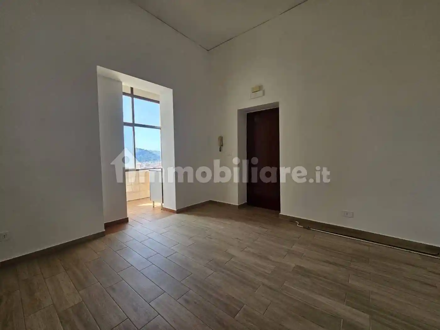 Appartamento in affitto a Napoli