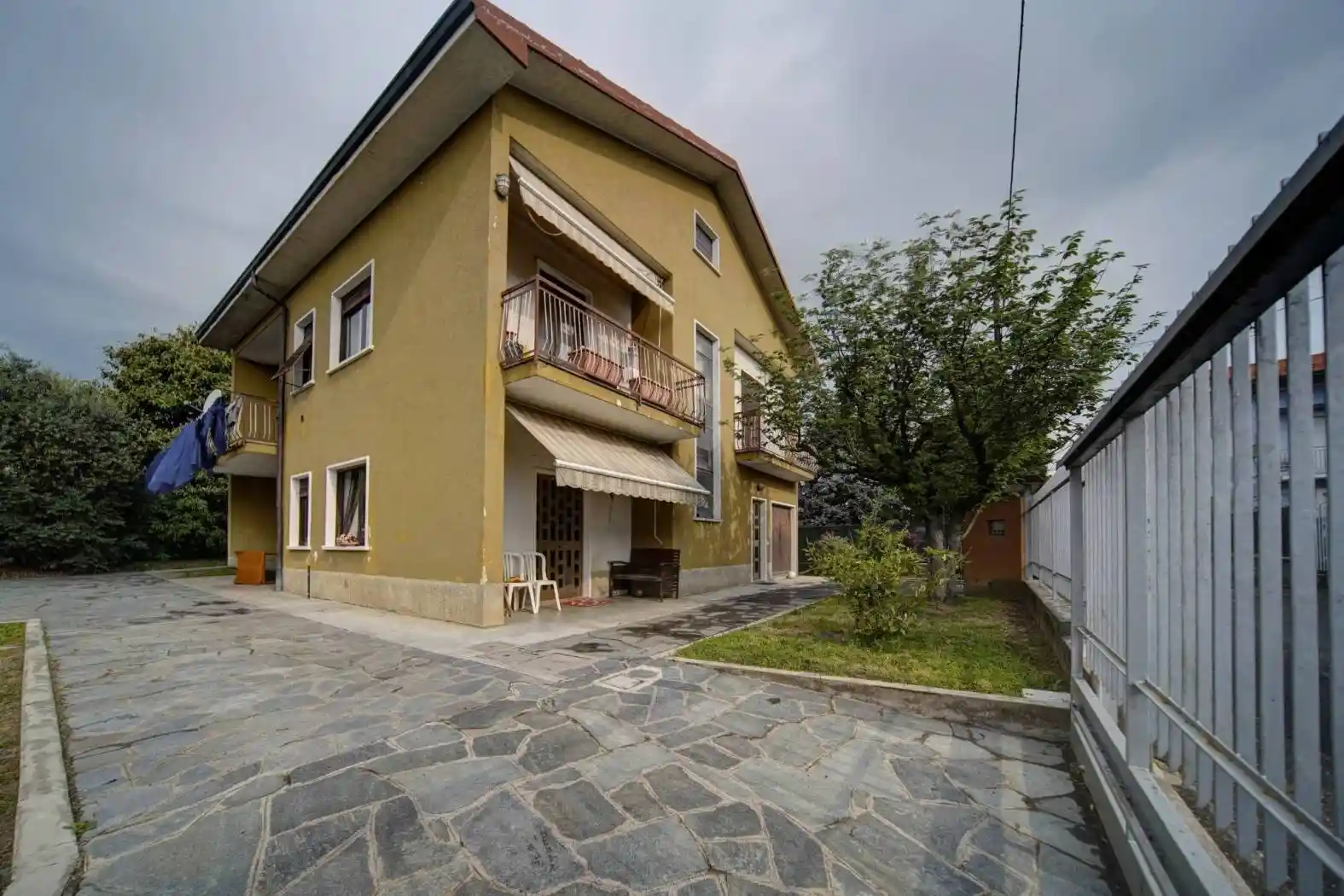 Villa in vendita a Carnago