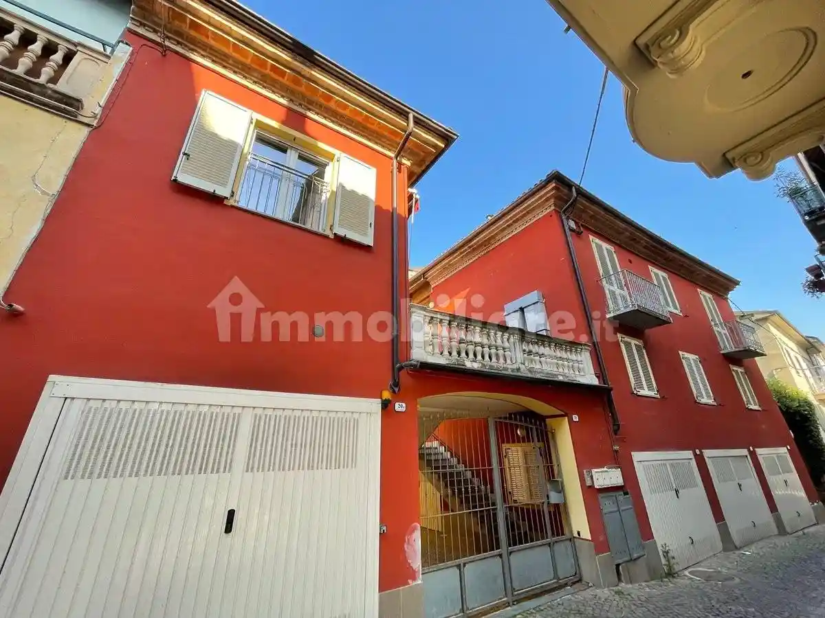 Appartamento in vendita a Canelli