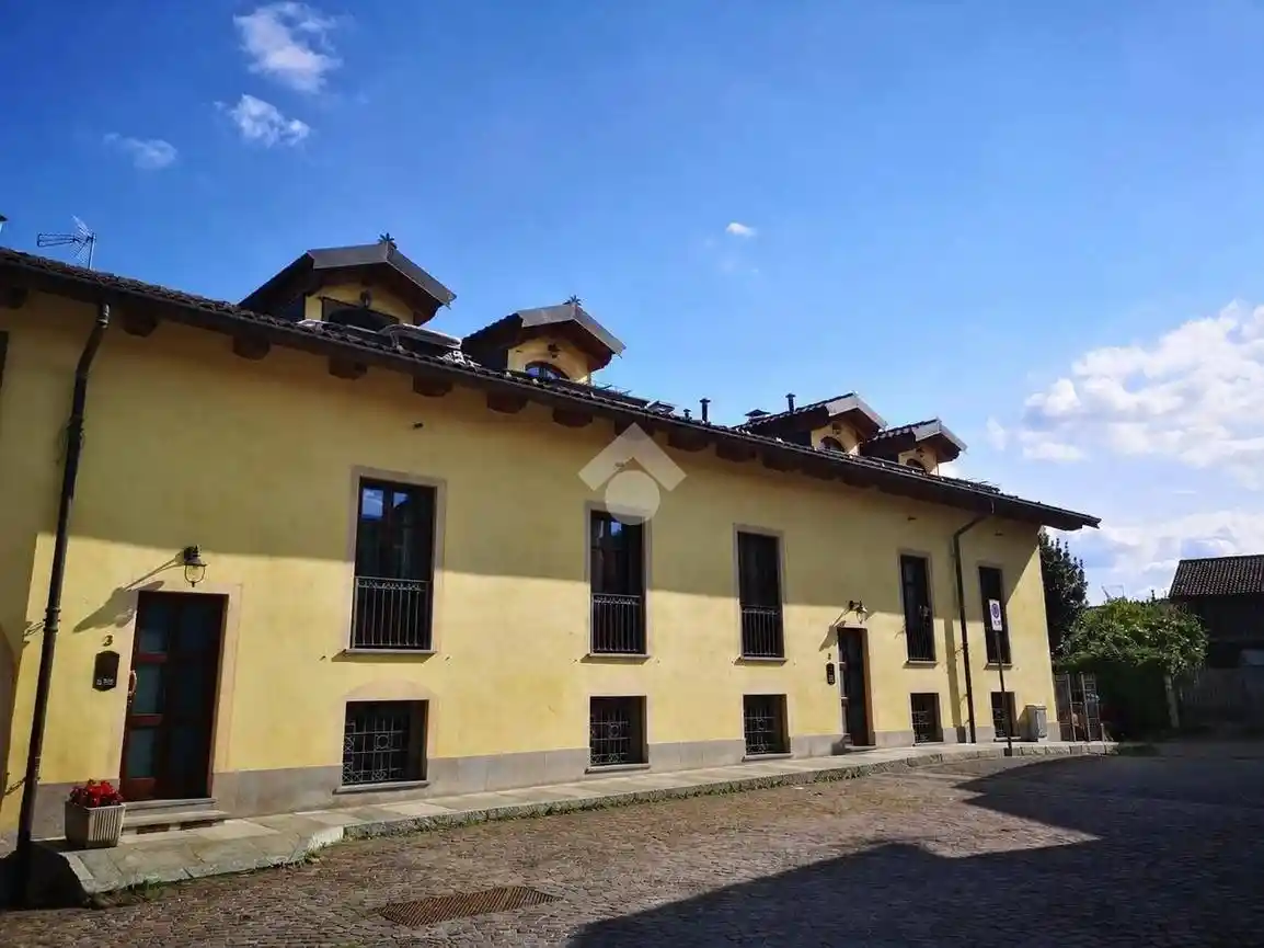 Appartamento in affitto a Rosta