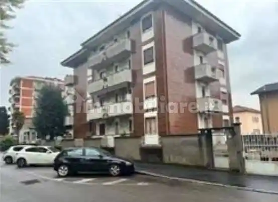 Appartamento in vendita a Garbagnate Milanese