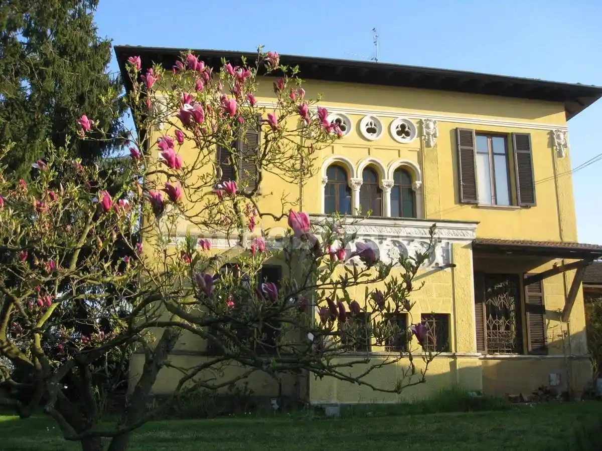 Rustico - Casale in vendita a Candia Lomellina