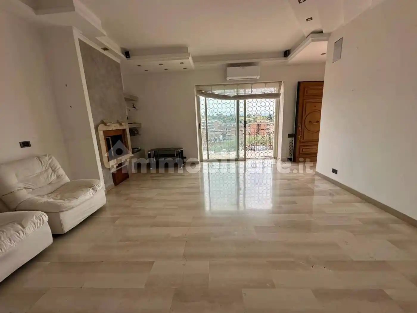Palazzo - Edificio in vendita a Fonte Nuova