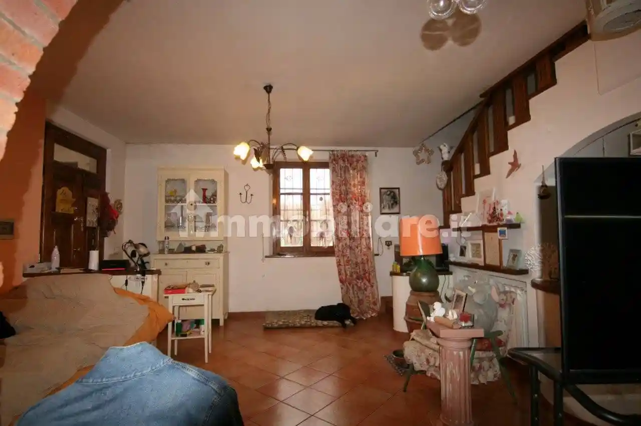Casa indipendente in vendita a Foiano della Chiana