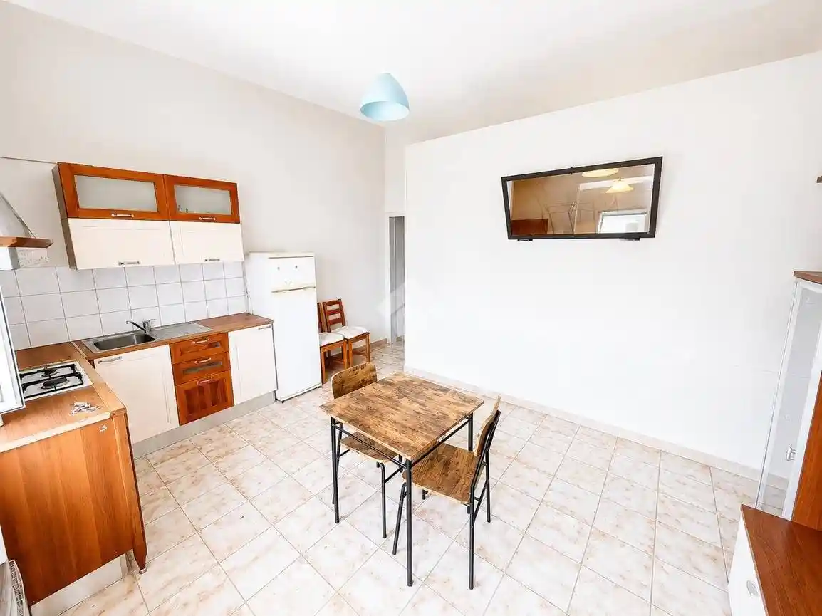 Appartamento in affitto a Napoli