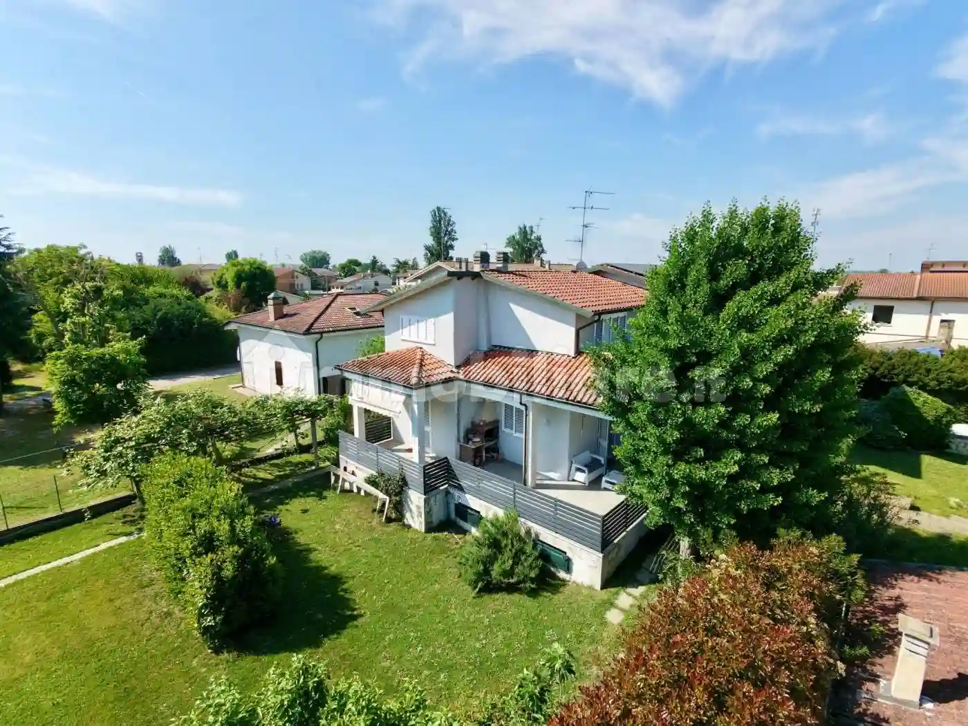 Villa - foto 2