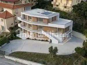 Villa in vendita a Roseto degli Abruzzi