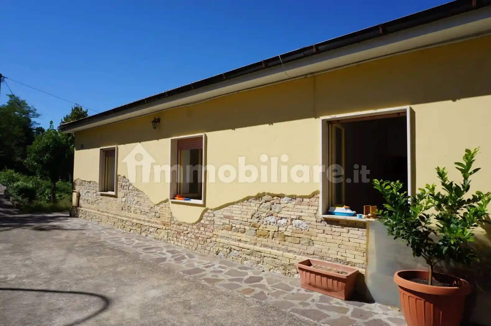 Villa in vendita a Montefino