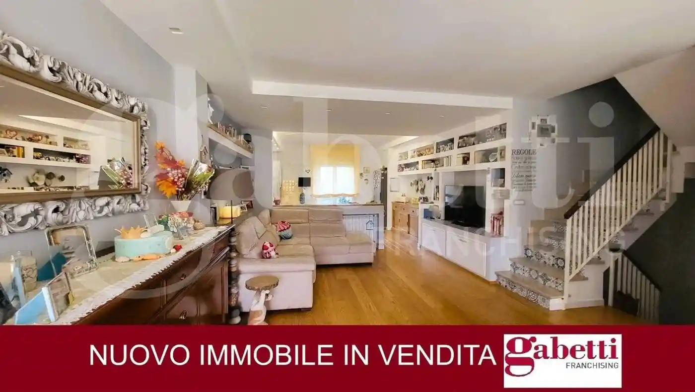 Villetta a schiera in vendita a Latina