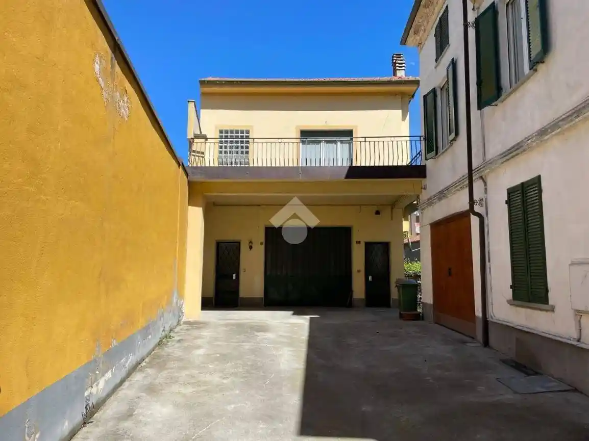 Casa indipendente in vendita a Canelli