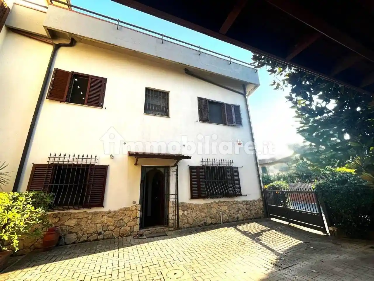 Villa in vendita a Campi Bisenzio