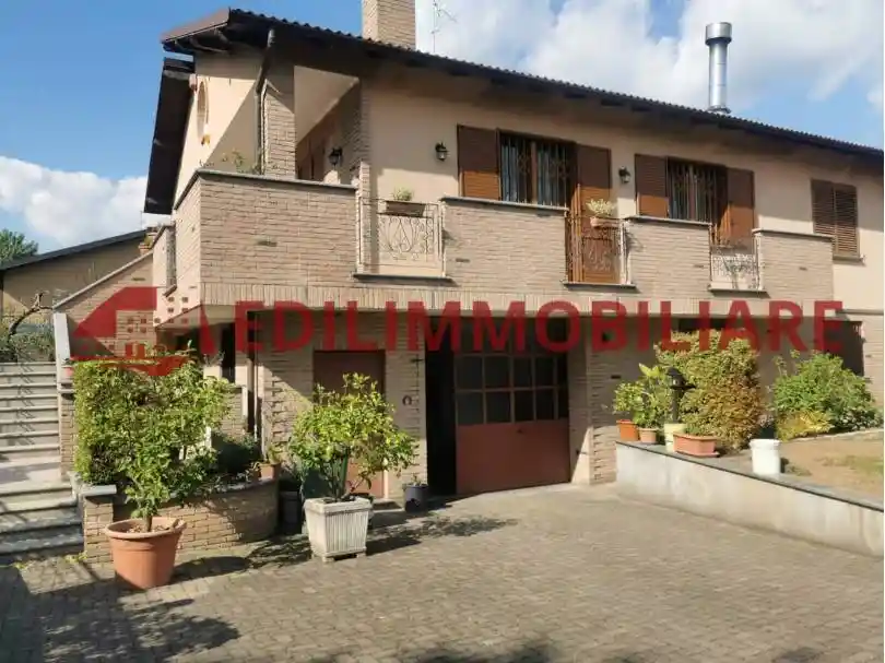 Villa in vendita a Ceriano Laghetto
