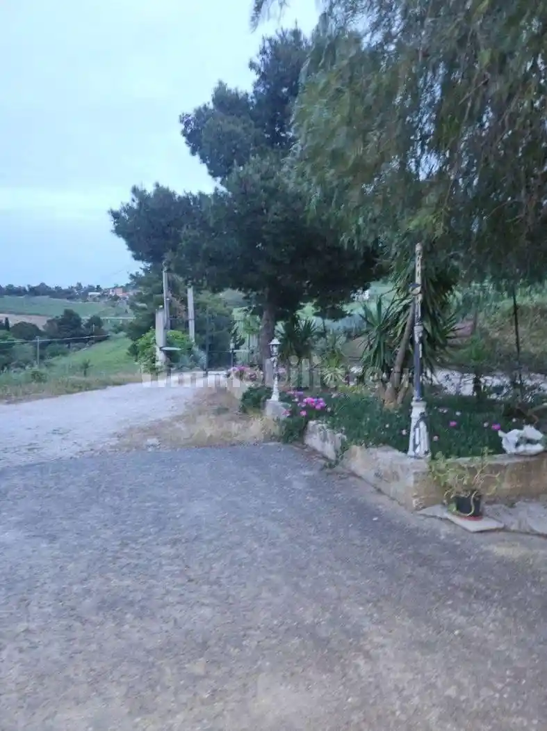 Villa in vendita a Caltanissetta