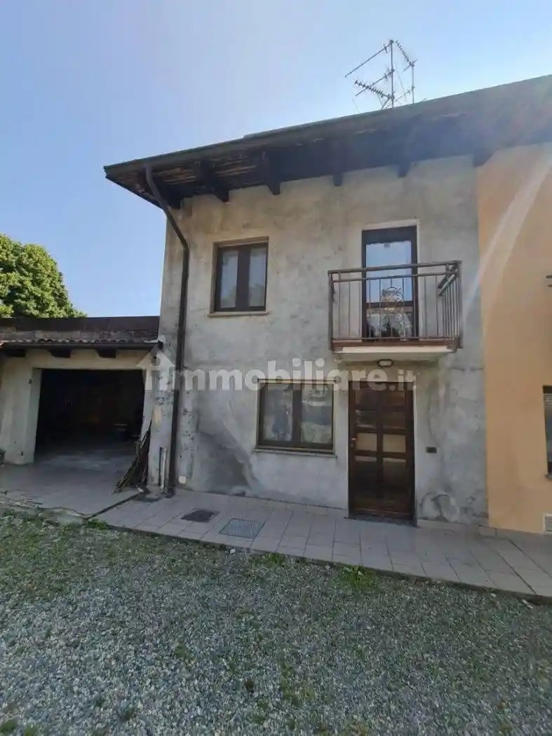 Casa indipendente in vendita a Santhià