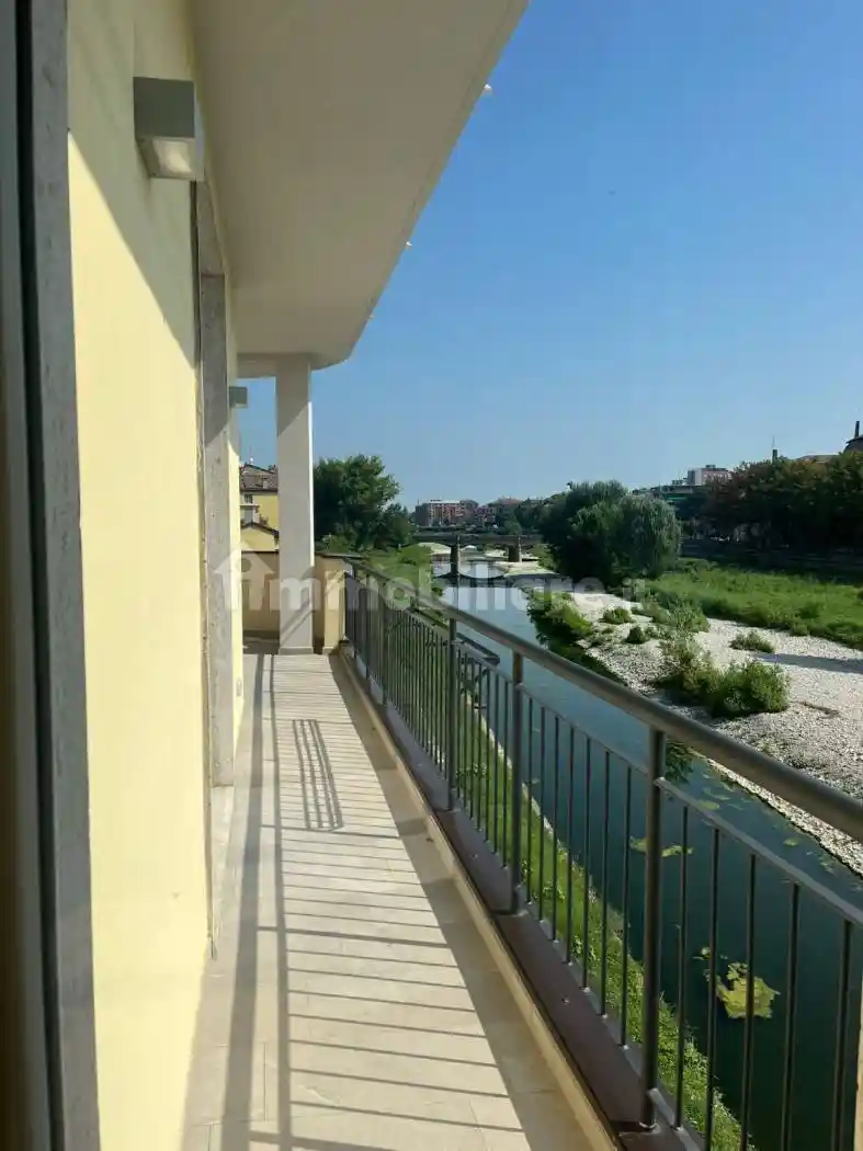 Appartamento in affitto a Parma
