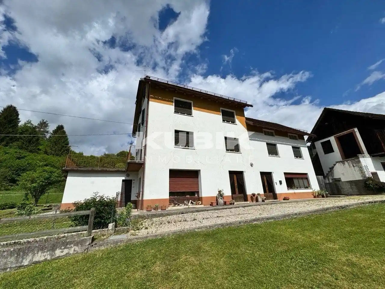Villa in vendita a Ovaro
