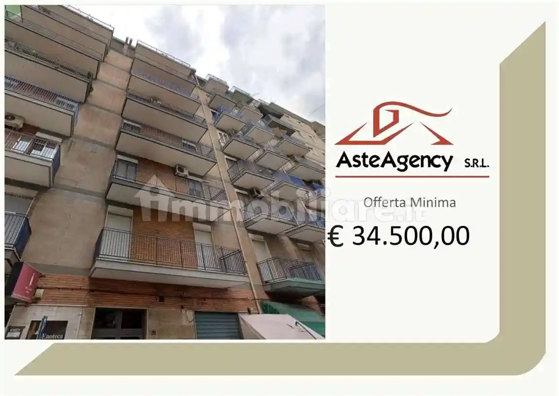 Appartamento in vendita a Taranto