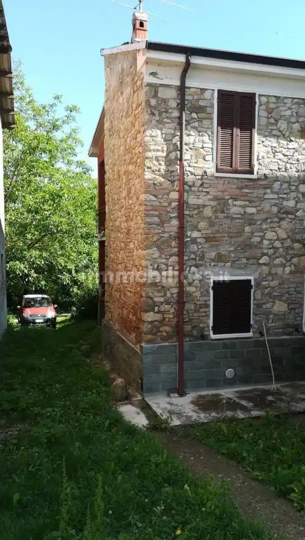 Villa in vendita a Fortunago