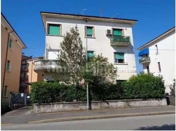 Appartamento in vendita a Verona