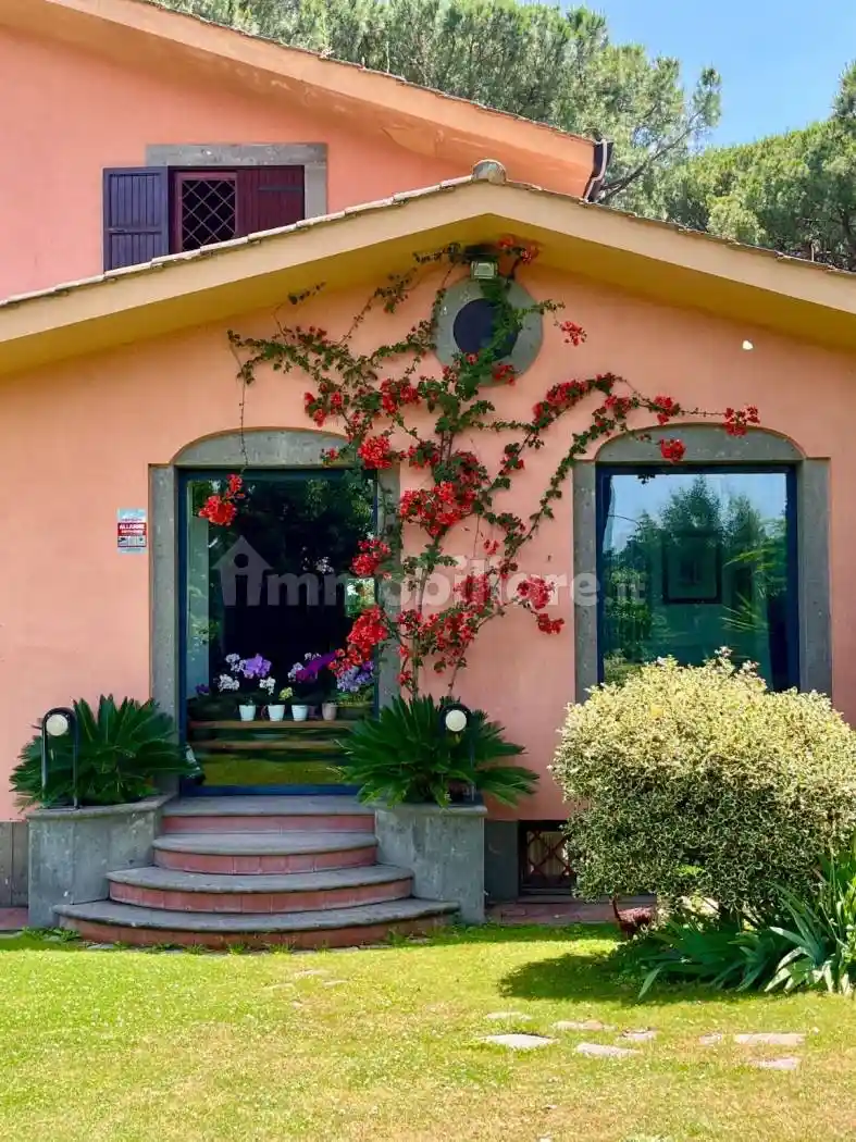 Villa in vendita a Marino