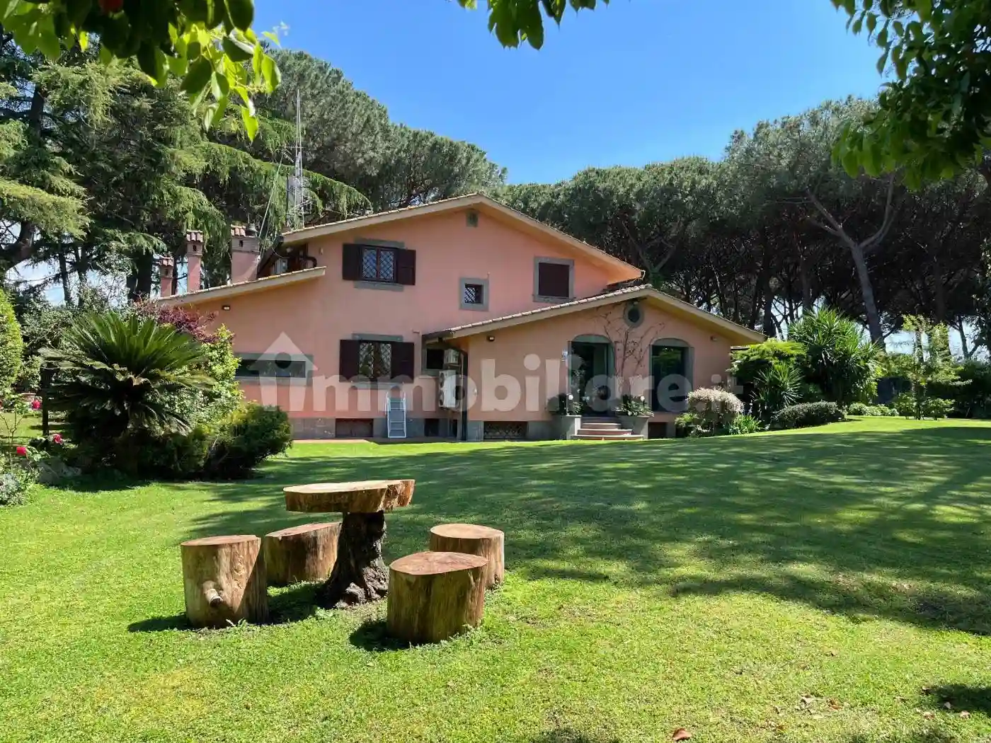 Villa - foto 2