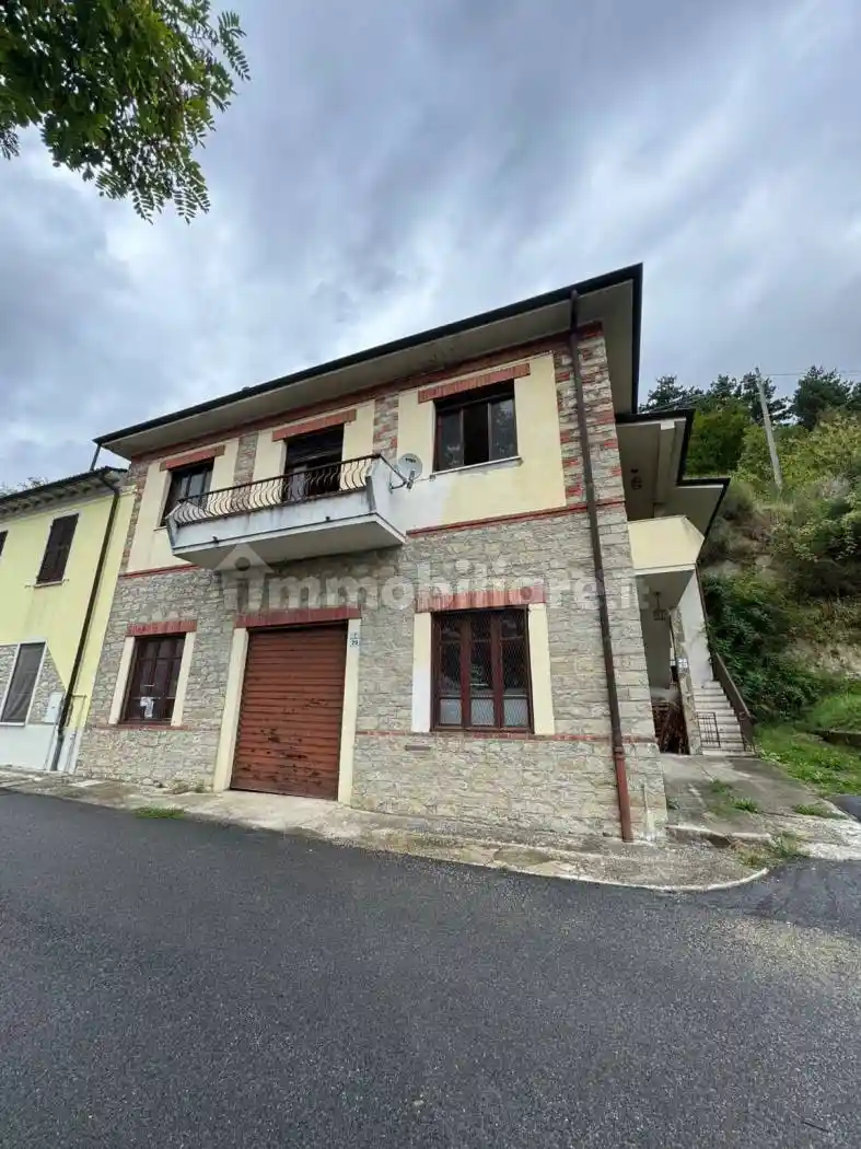 Villetta a schiera in vendita a Borghetto di Borbera