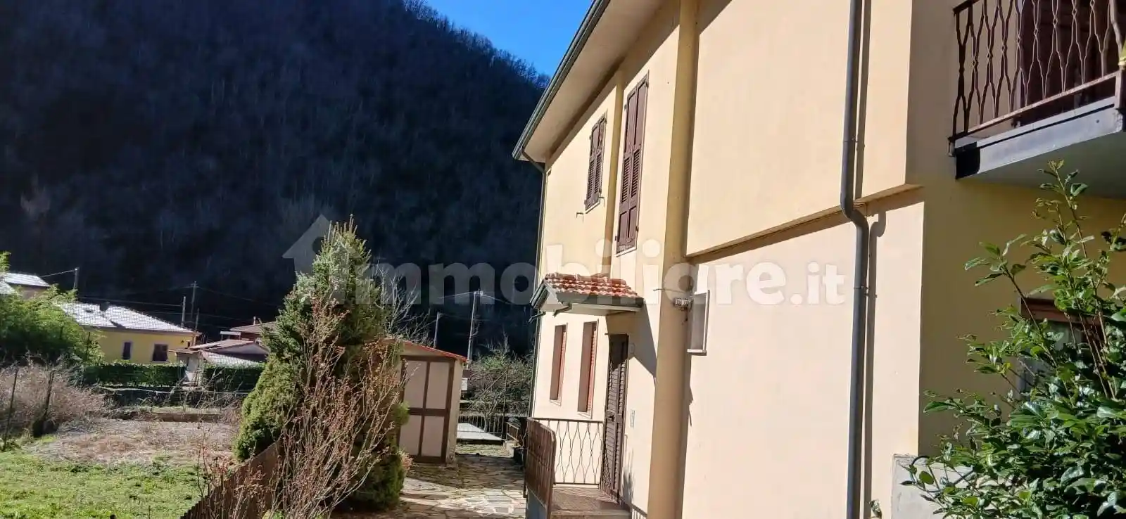 Appartamento in vendita a Casola in Lunigiana