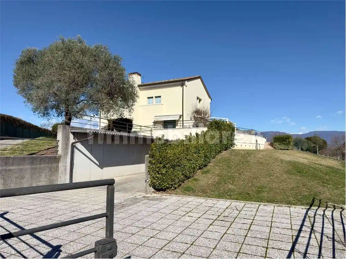 Villa in vendita a San Vendemiano