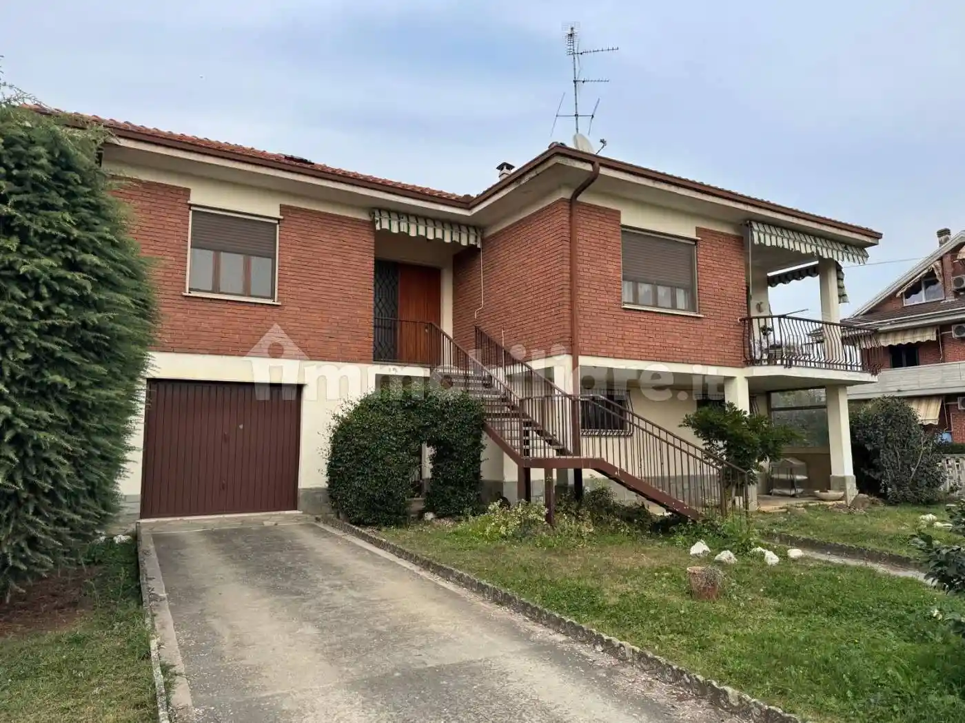 Villa in vendita a Sale