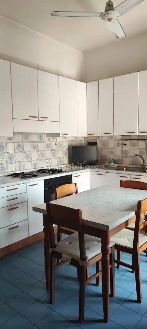 Appartamento in affitto a Valverde