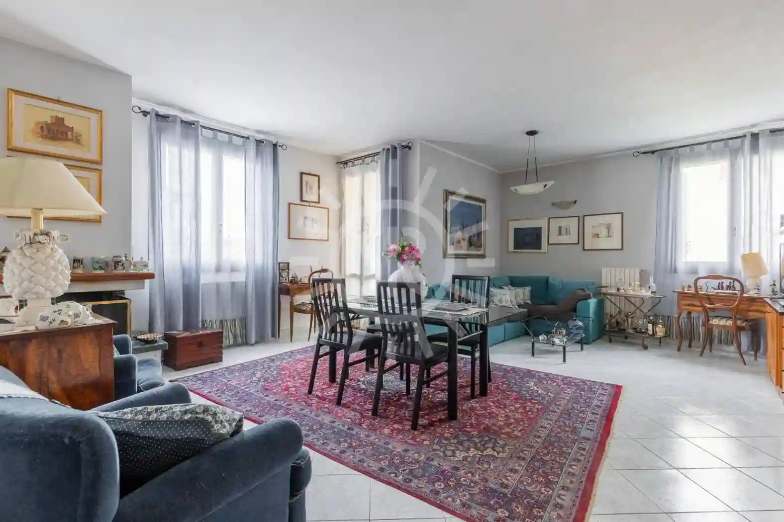 Villa - foto 2