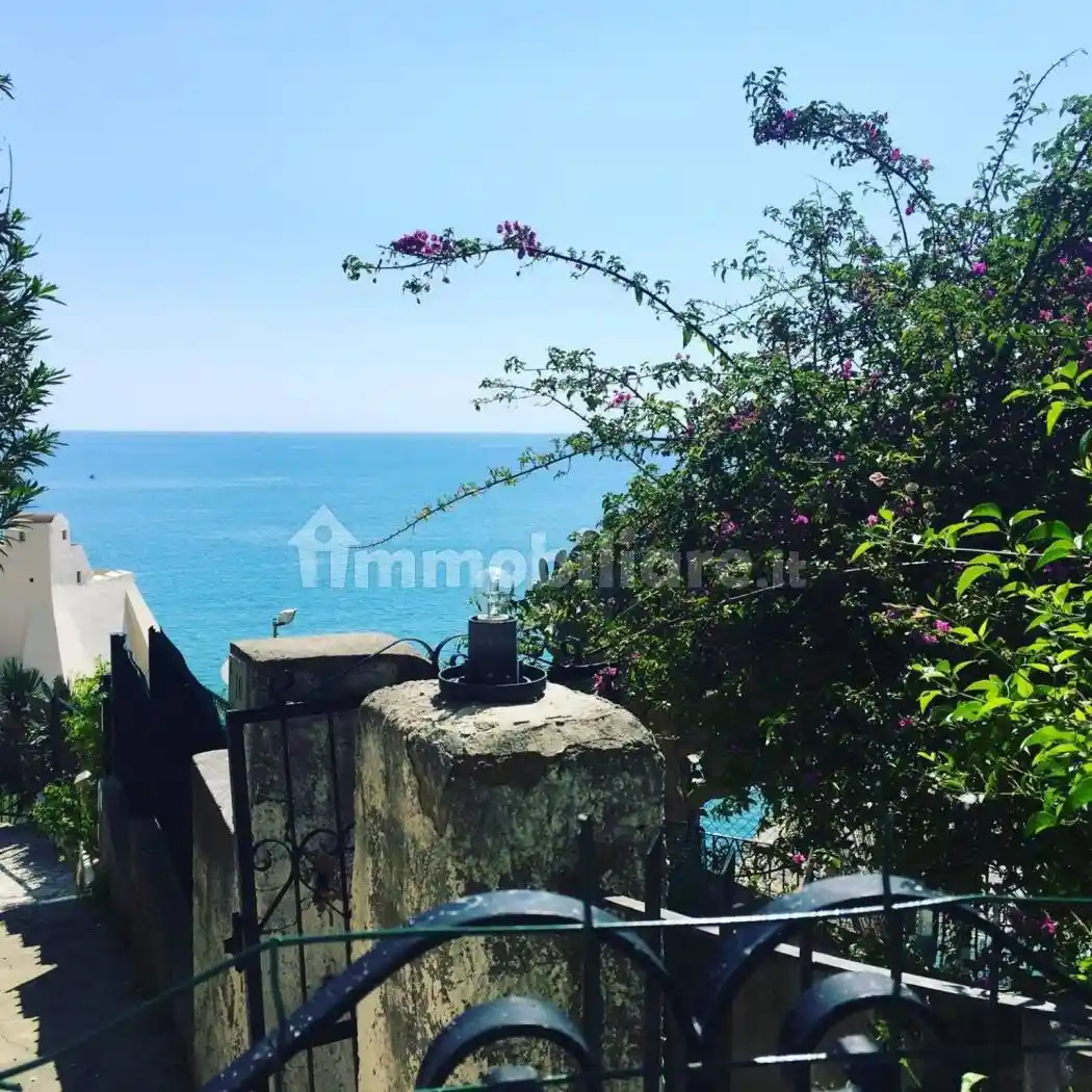Appartamento in vendita a Sperlonga
