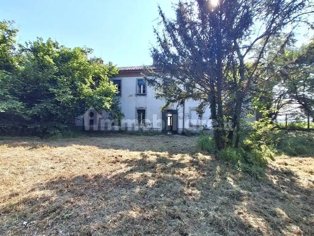 Rustico - Casale in vendita a Cervesina
