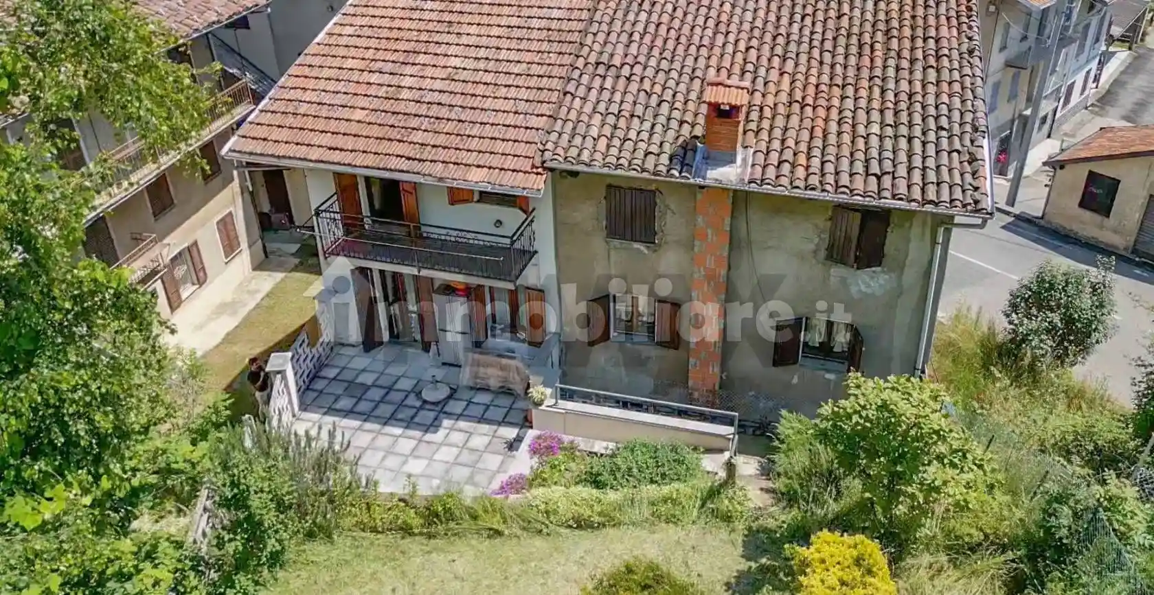 Villa in vendita a Valdilana