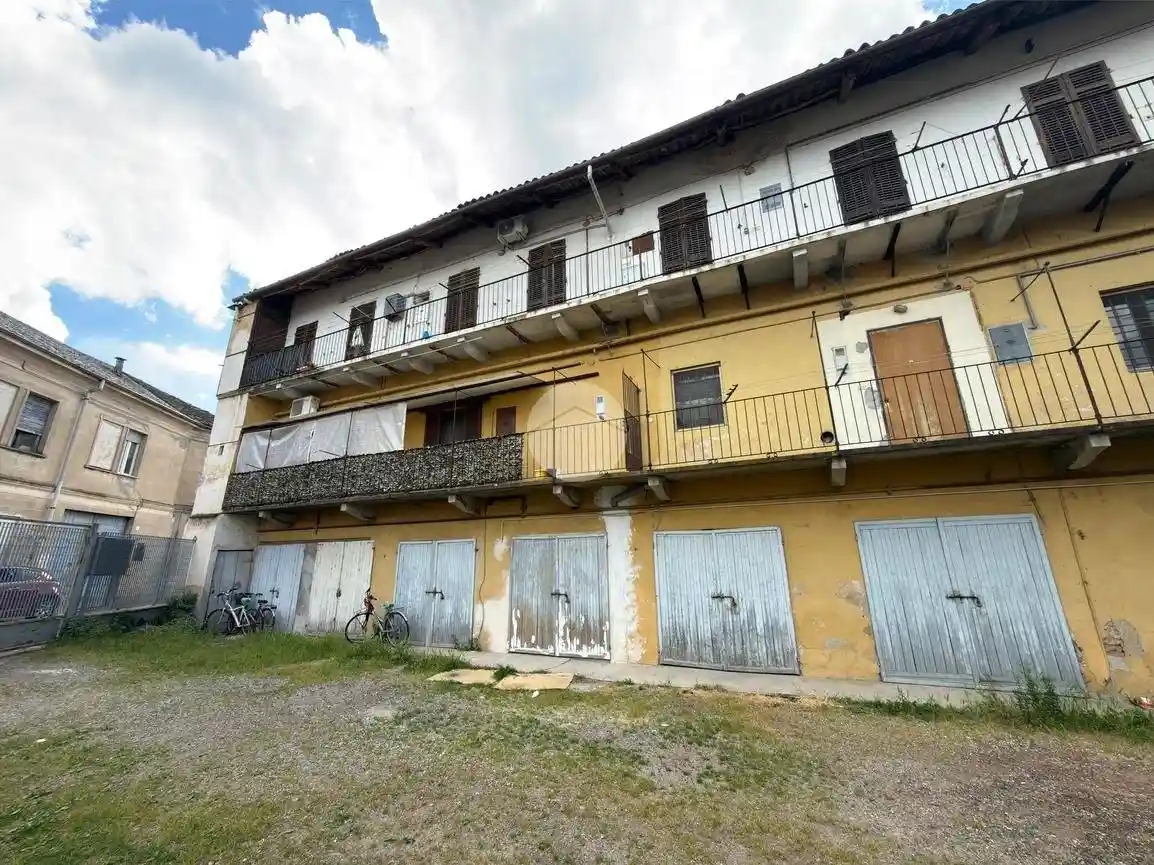 Appartamento in vendita a Vercelli