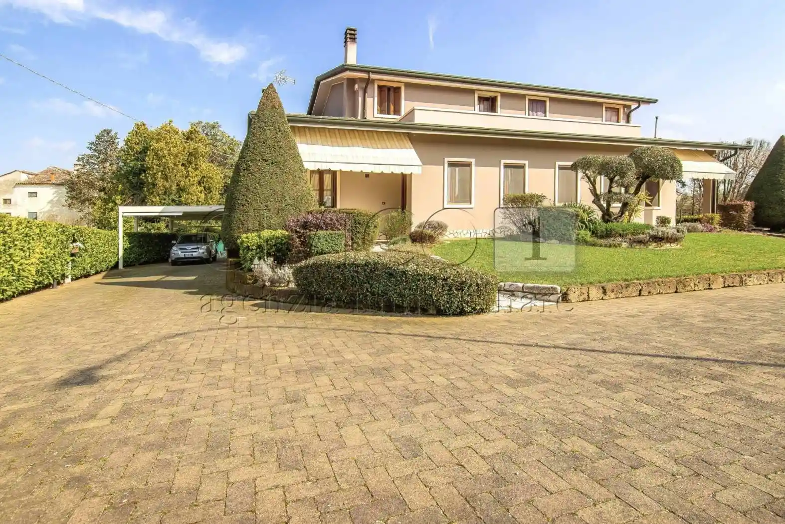 Villa in vendita a Barbarano Mossano