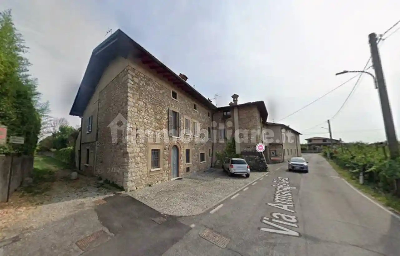 Appartamento in vendita a Passirano