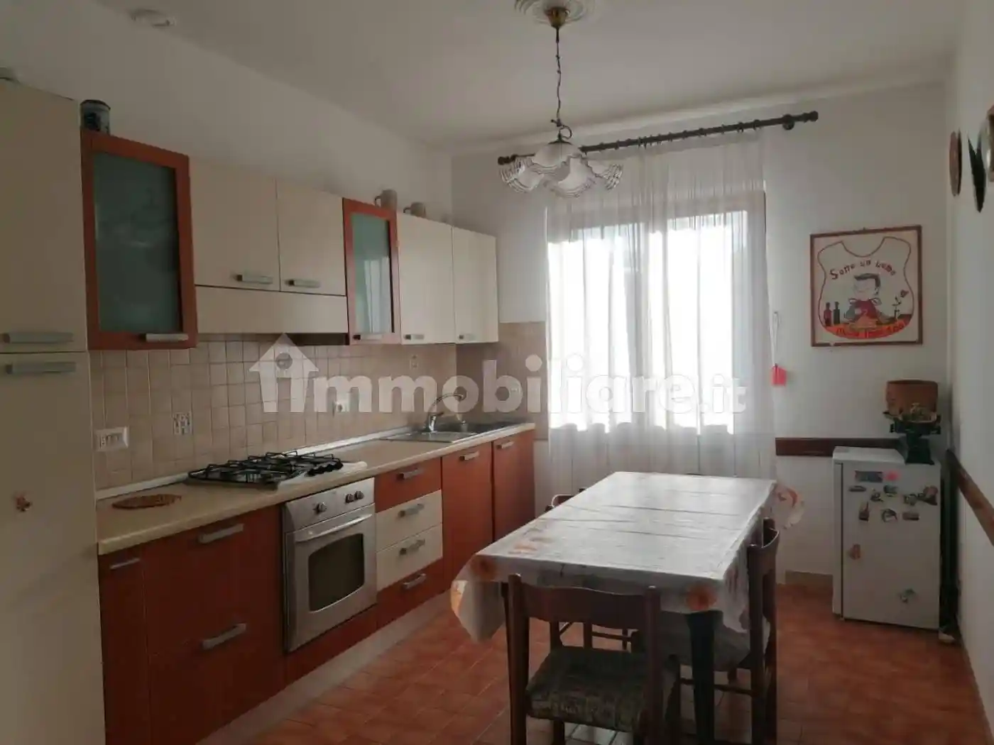 Casa indipendente in affitto a Carrara